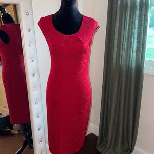 Va Va Voom St. John Deep Red Knit Dress. Classy & sassy at once - 4